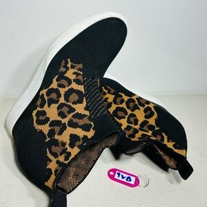 MIA Leopard Knit Wedge Ankle Bootie Slip On Women's 8